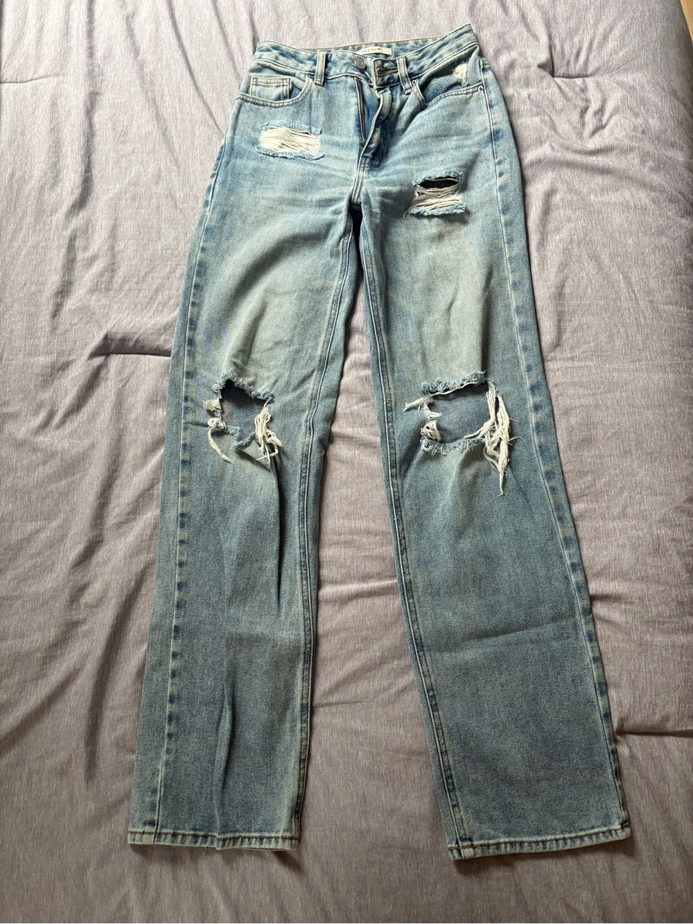 Light Blue Women’s Distressed High-Rise 90’s Boyfriend Jeans